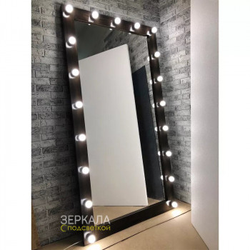 Гримерное зеркало с подсветкой лампочками в раме венге 190х100 см